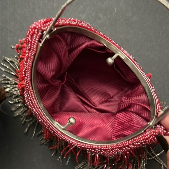 Red and Silver Fringe Handbag With Rhinestones, Metal Handle and Kiss Clasp - Picture 9 of 11